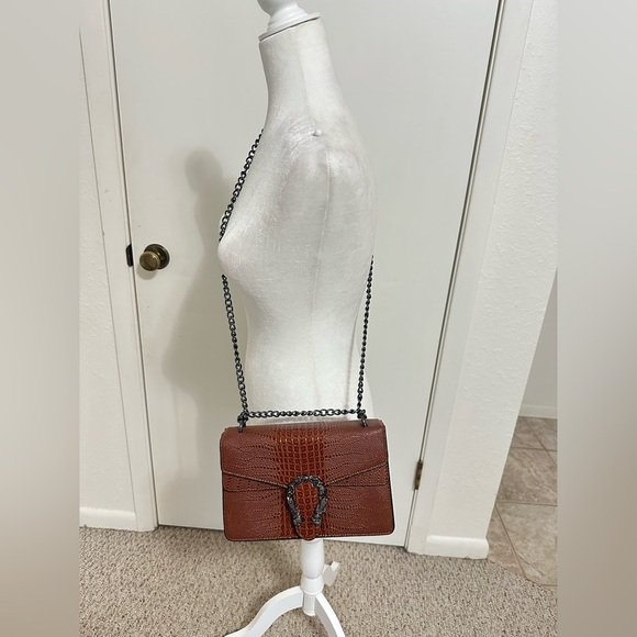 Crossbody or shoulder bag purse brown color - Picture 2 of 5